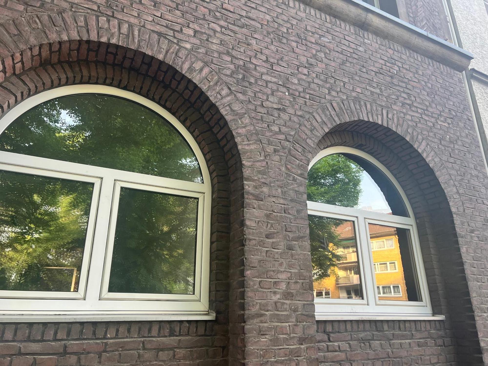 Casa Luna 6 Min Hbf , Erdgeschosswohnung ,altbau