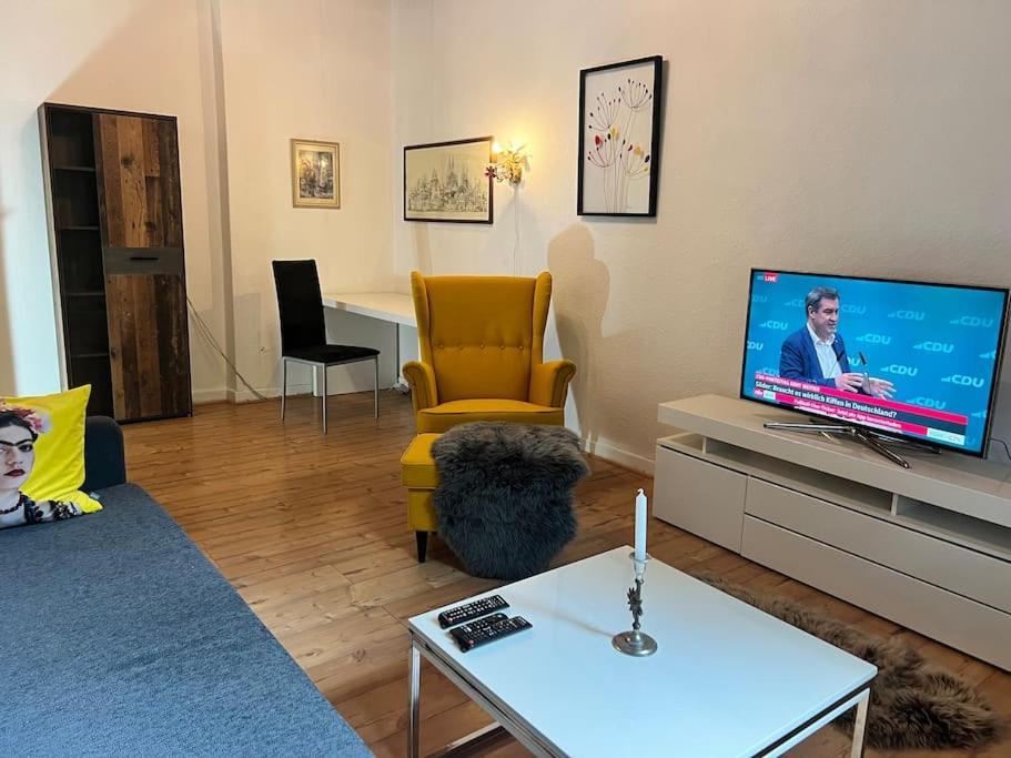 Casa Luna 6 Min Hbf , Erdgeschosswohnung ,altbau Duisburg
